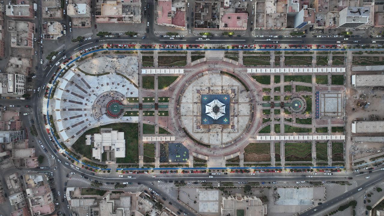 منظر جوي أرشيفي لمدينة العيون