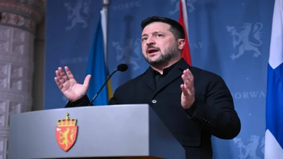 زيلينسكي يستبعد لجوء بوتين إلى السلاح النووي خشية خسارة حلفائه