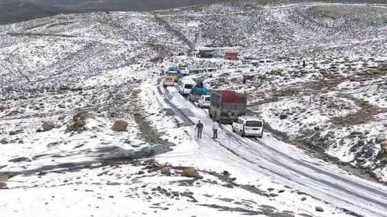 أزيلال.. ثلوج مبكرة تكسو جبل أزوركي